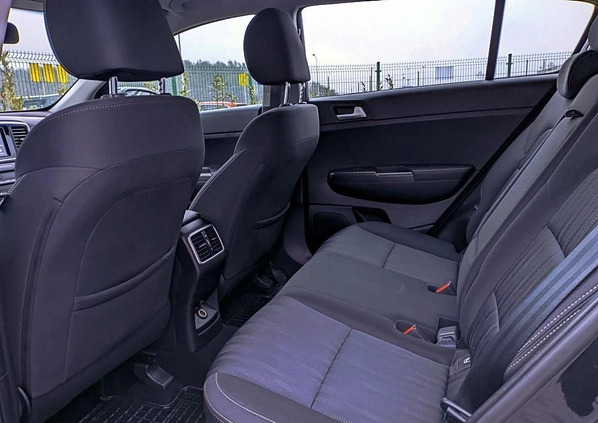 Kia Sportage cena 82900 przebieg: 78200, rok produkcji 2019 z Wrocław małe 379